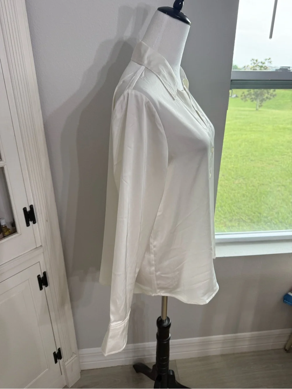 H&M Cream Button-Down Long Sleeve Blouse